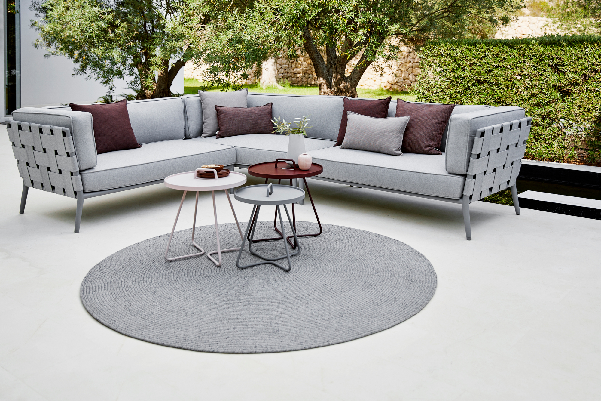 On-The-Move Outdoor table d'appoint très petite noir Cane-Line