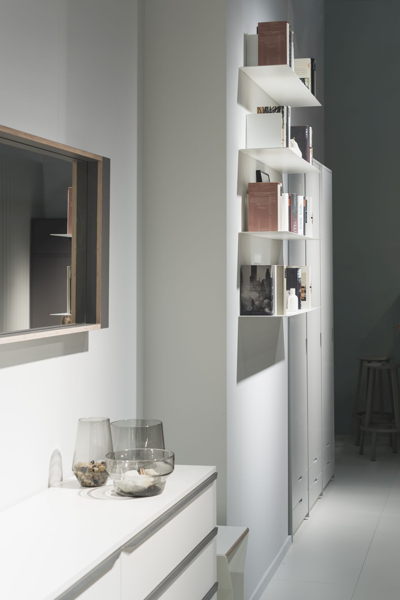 Lyn Étagère murale Müller Möbelwerkstätten