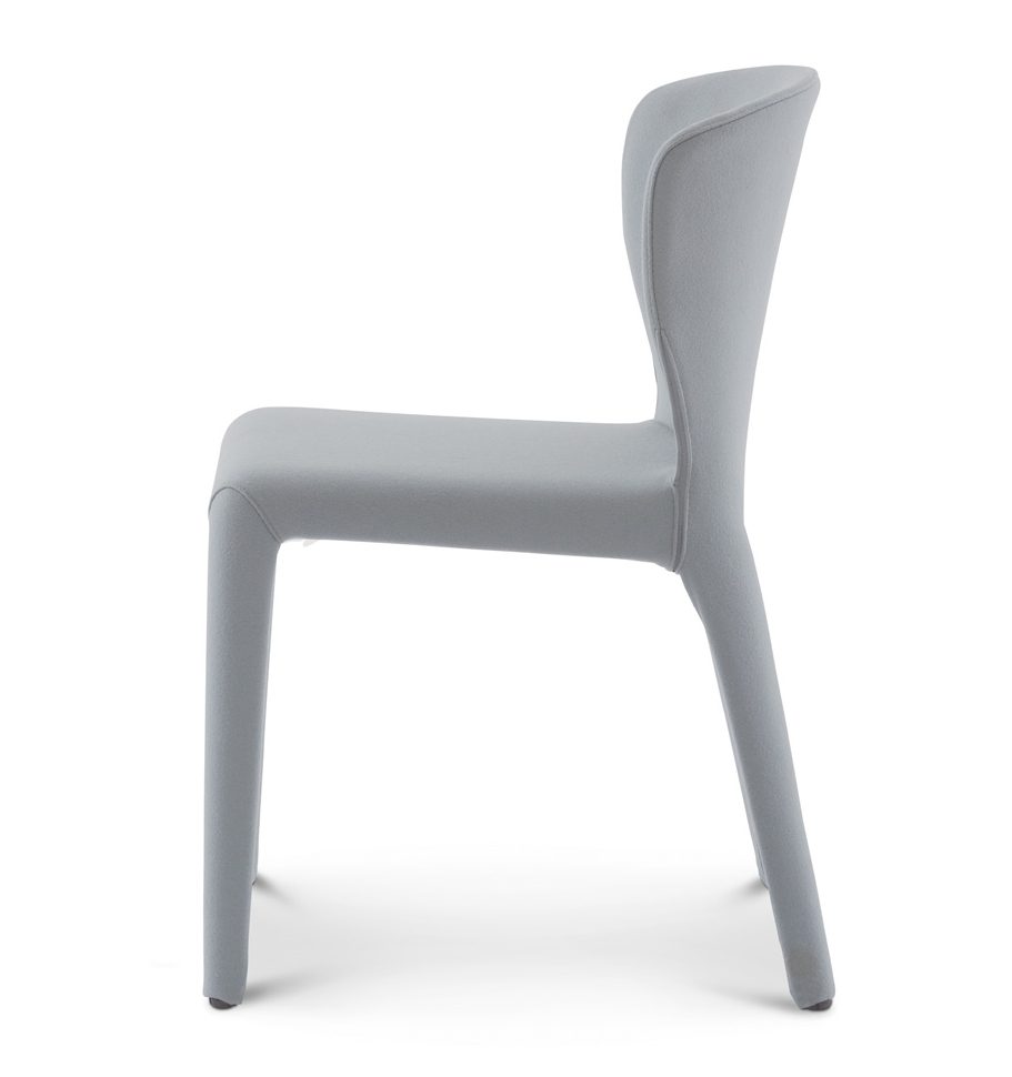 369 Hola chaise Cassina