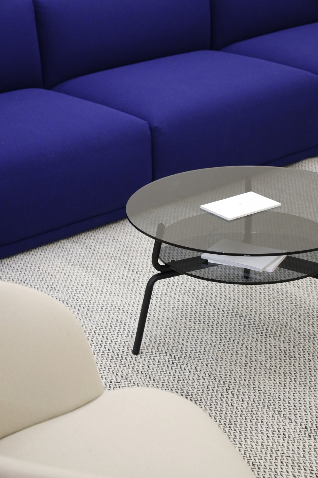 Lej Table basse transparente Mox
