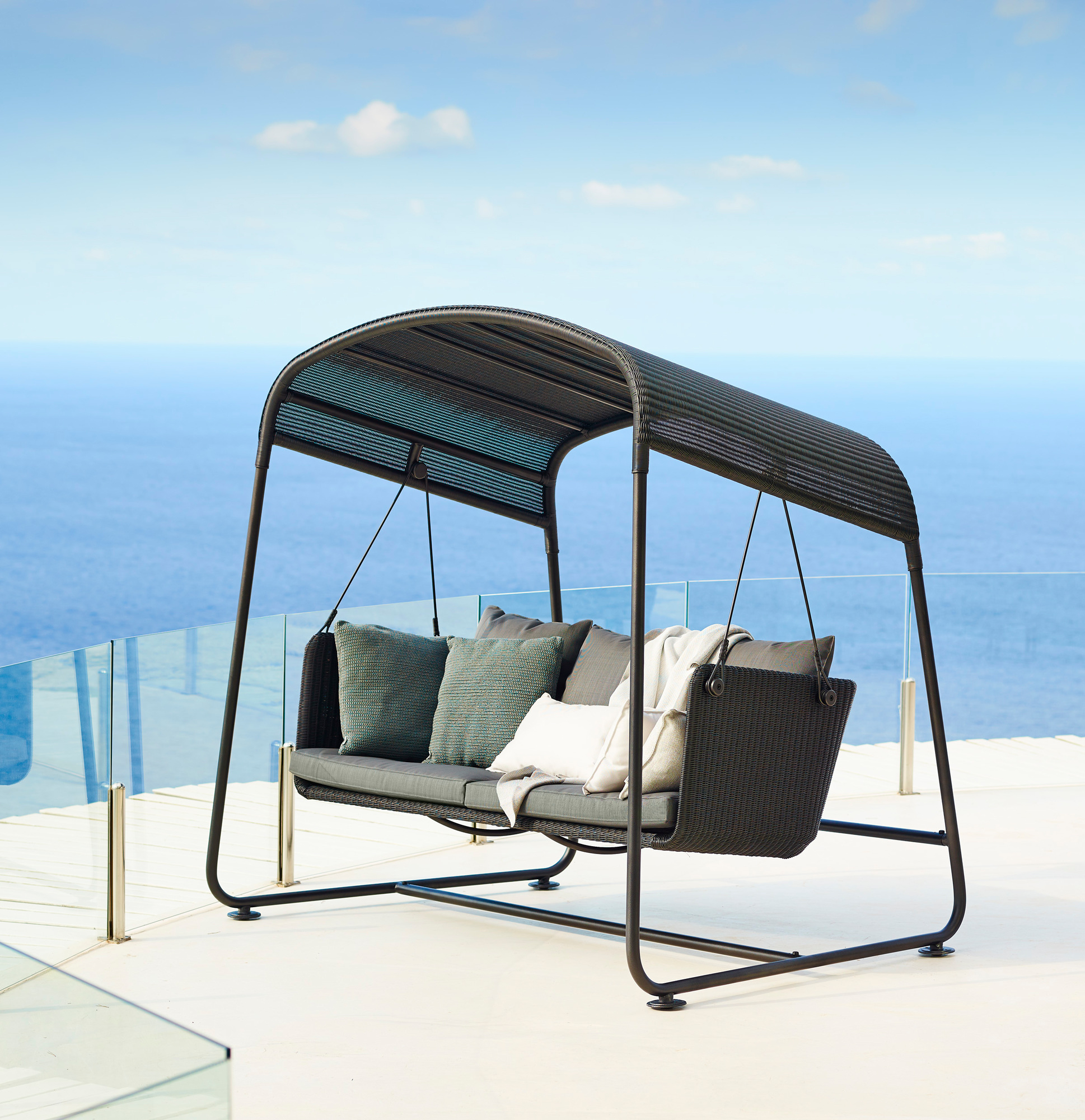 Cave Jardin Swing avec Coussin set Cane-Line