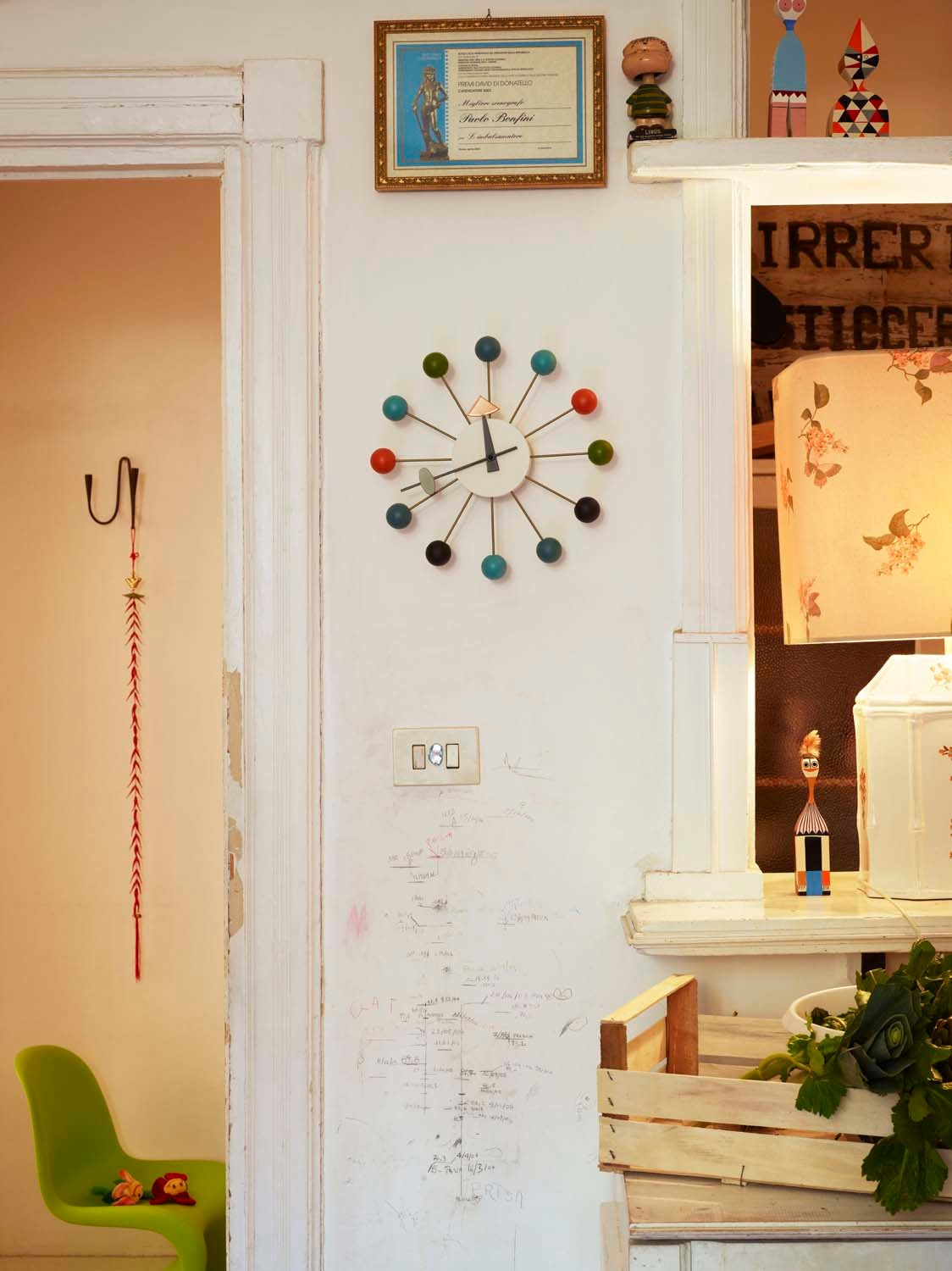 Ball Clock Horloge Murale - mehrfarbig