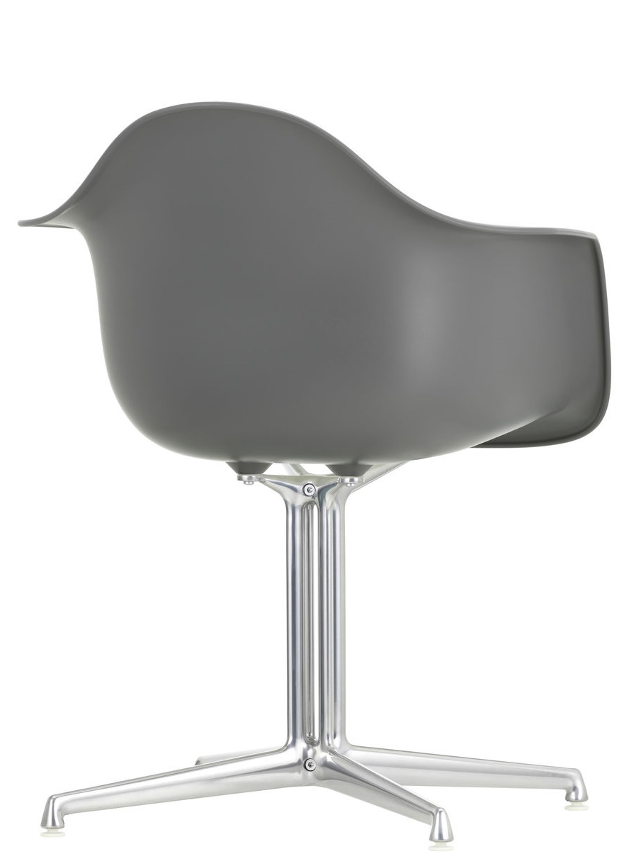 Eames Plastic Arm Chair DAL Chaise Vitra