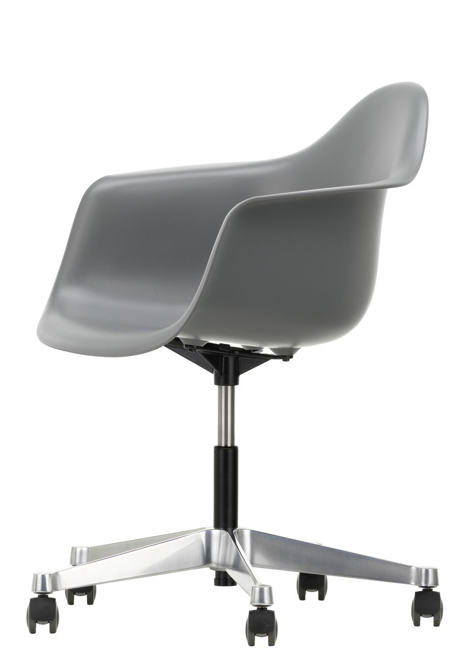 Eames Plastic Arm Chair PACC chaise Vitra