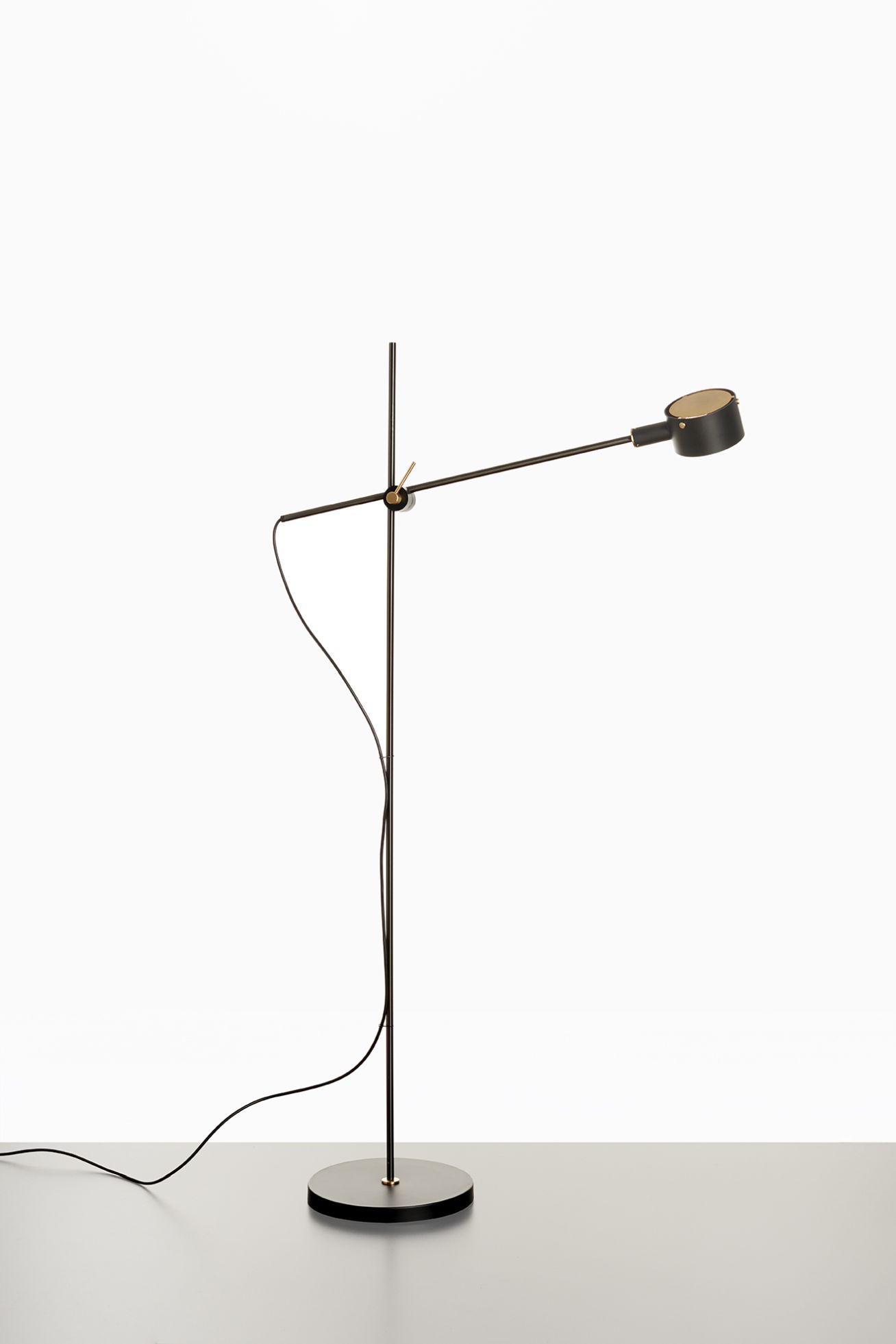 G.O. 352 Lampadaire Oluce G.O. 352 Lampadaire Oluce