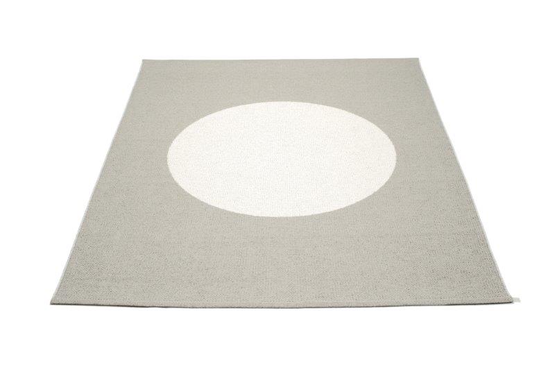 Vera One tapis en plastique grand Pappelina