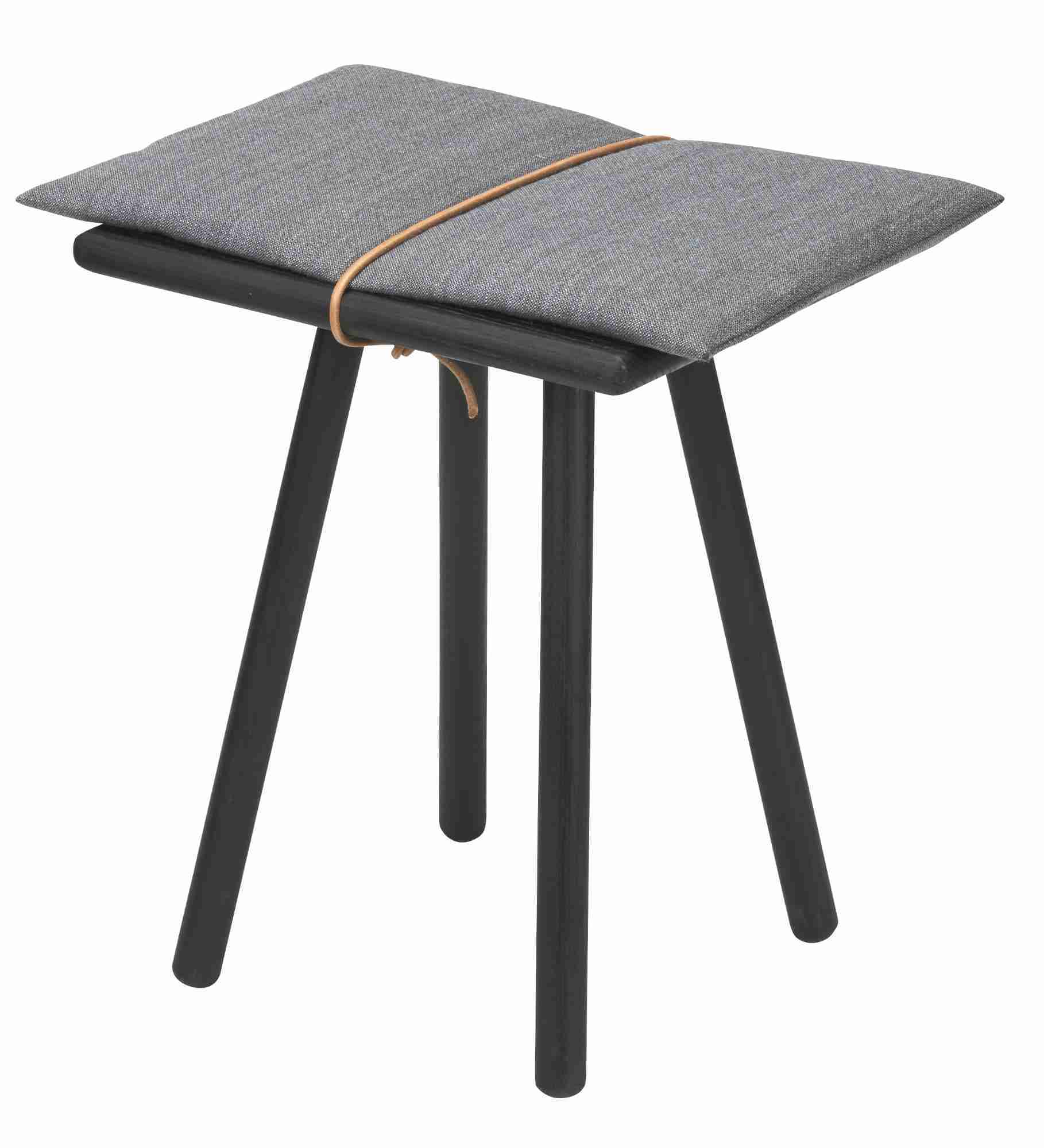 Georg Stool tabouret en chêne laqué noir Skagerak by Fritz Hansen