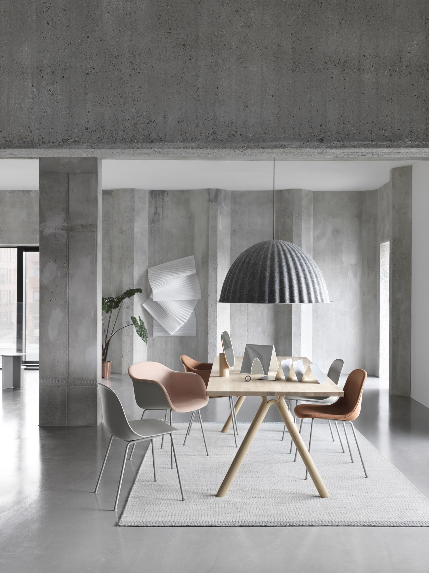 Under The Bell Pendant Lamp 82 Lampe de suspendue Muuto