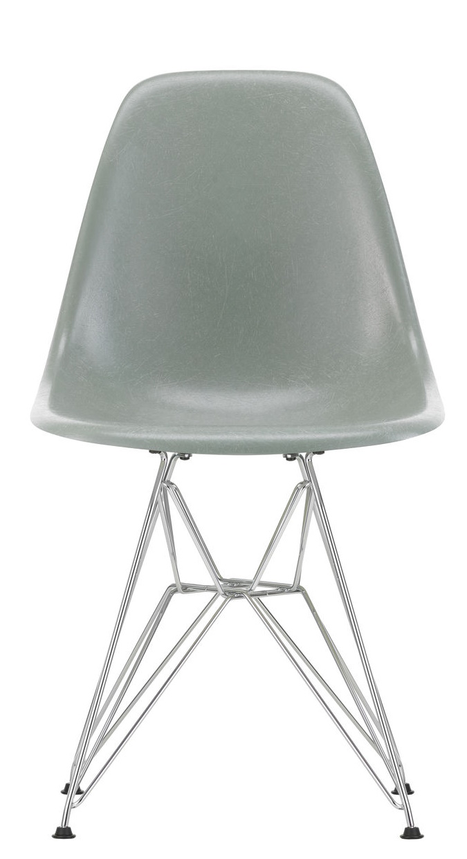 Eames Fiberglass Chair DSR chaise Vitra