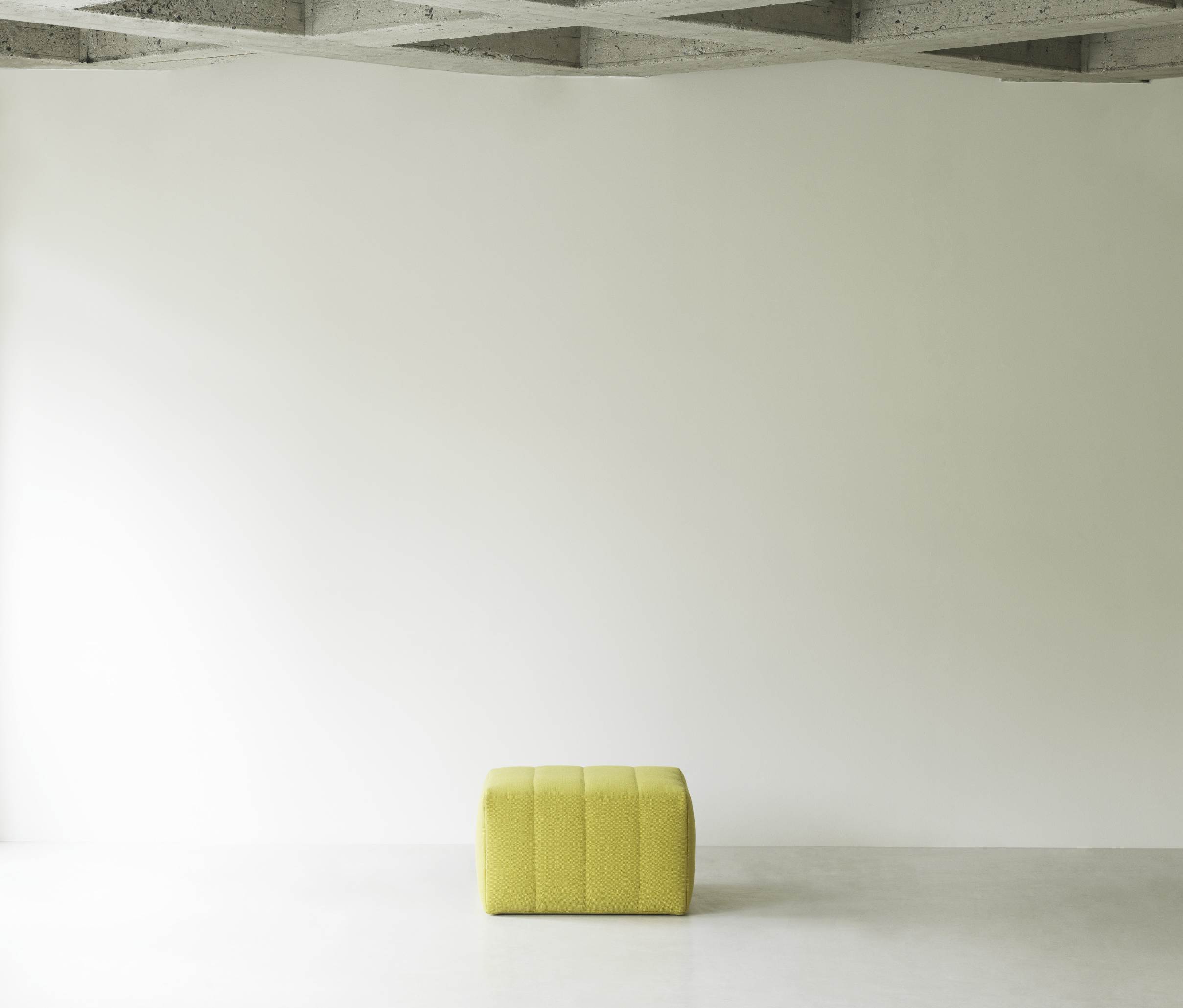 Scene Pouf Small Tabouret Normann Copenhagen