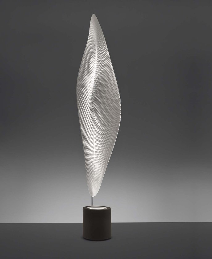 Cosmic Leaf Terra Lampadaire Artemide