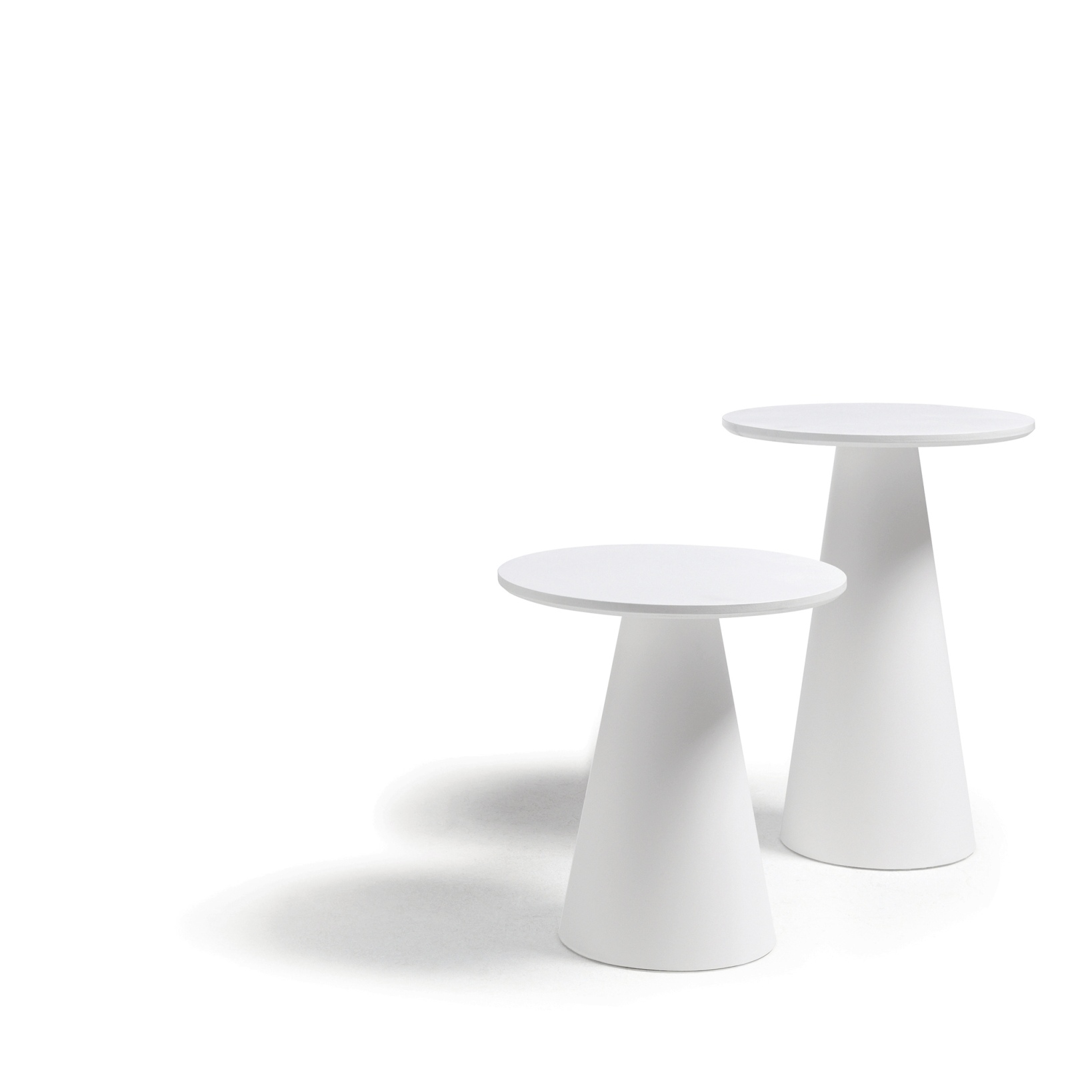 Conic table d'appoint Cor