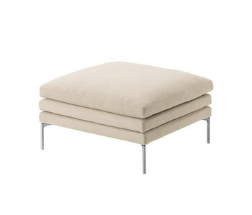 Beiger Zanotta Hocker 1330 William, quadratisch, mit Stoffbezug und filigranen Metallfüßen. Fußhocker für Wohnzimmer.