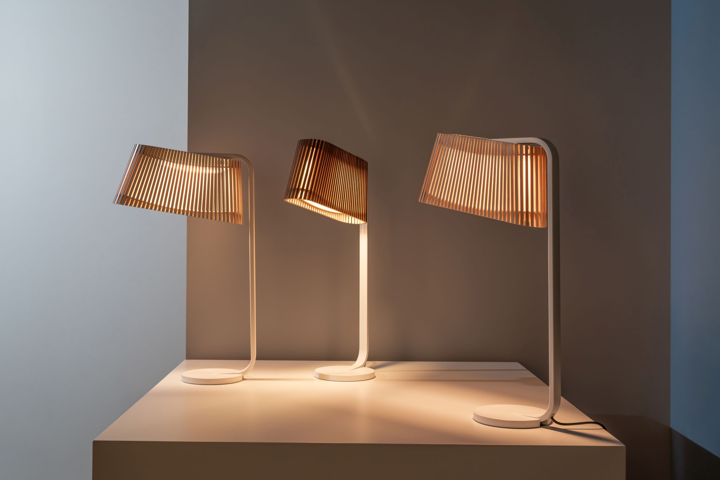 Owalo 7020 lampe de table Secto Design