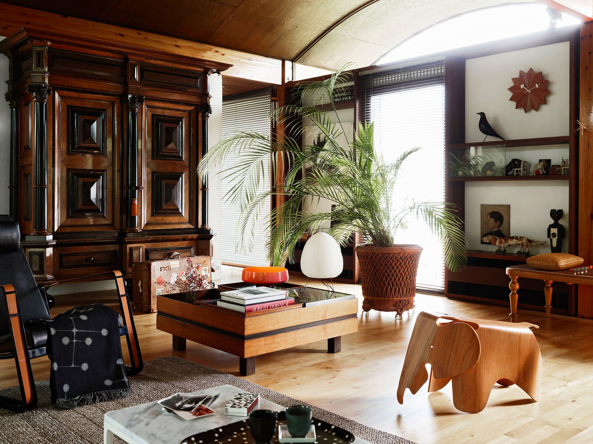 Eames Elephant Plywood Cerise Tabouret Vitra OFFRE SPECIALE