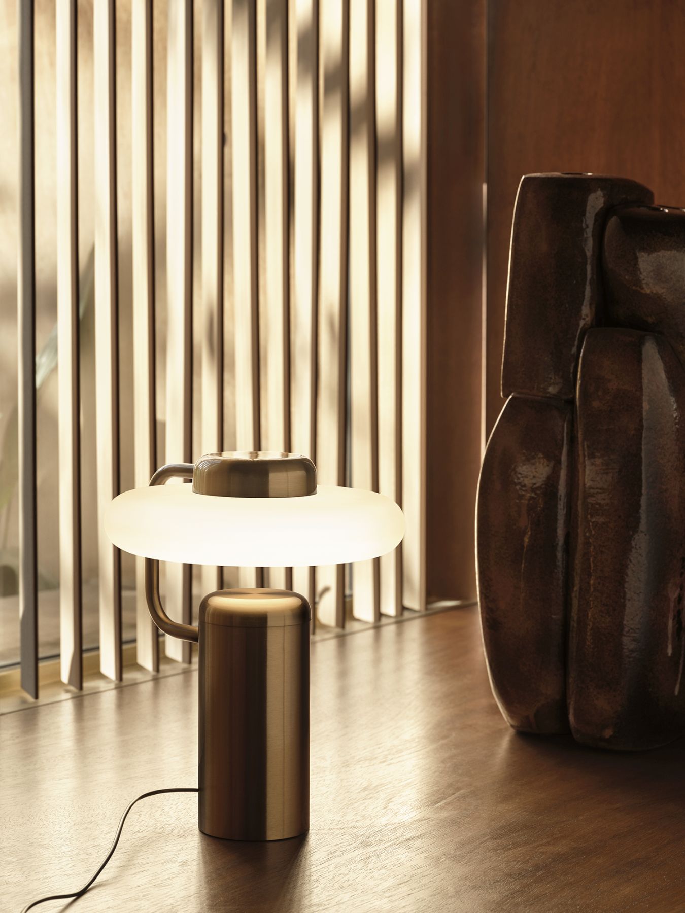 Tratto Lampe de table noir Kdln