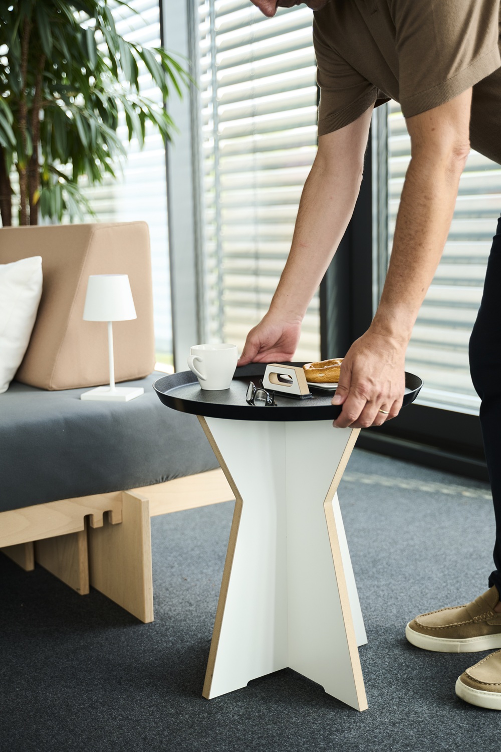 Tojo Table d'appoint portable avec plateau amovible Tojo