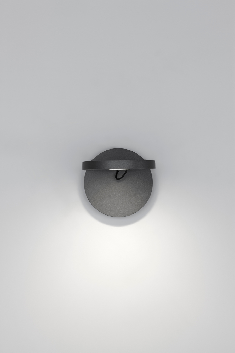 Demetra Faretto applique murale avec interrupteur noir mat Artemide