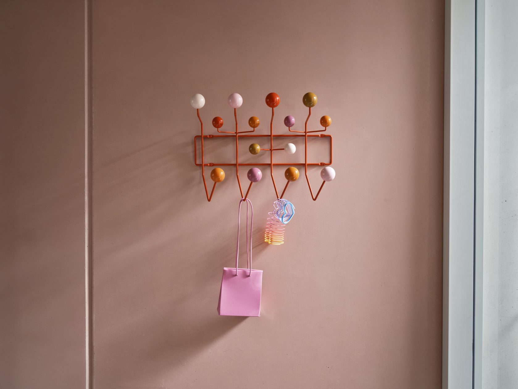 Eames Hang it all Portemanteau chaud Vitra NOUVELLE VERSION 