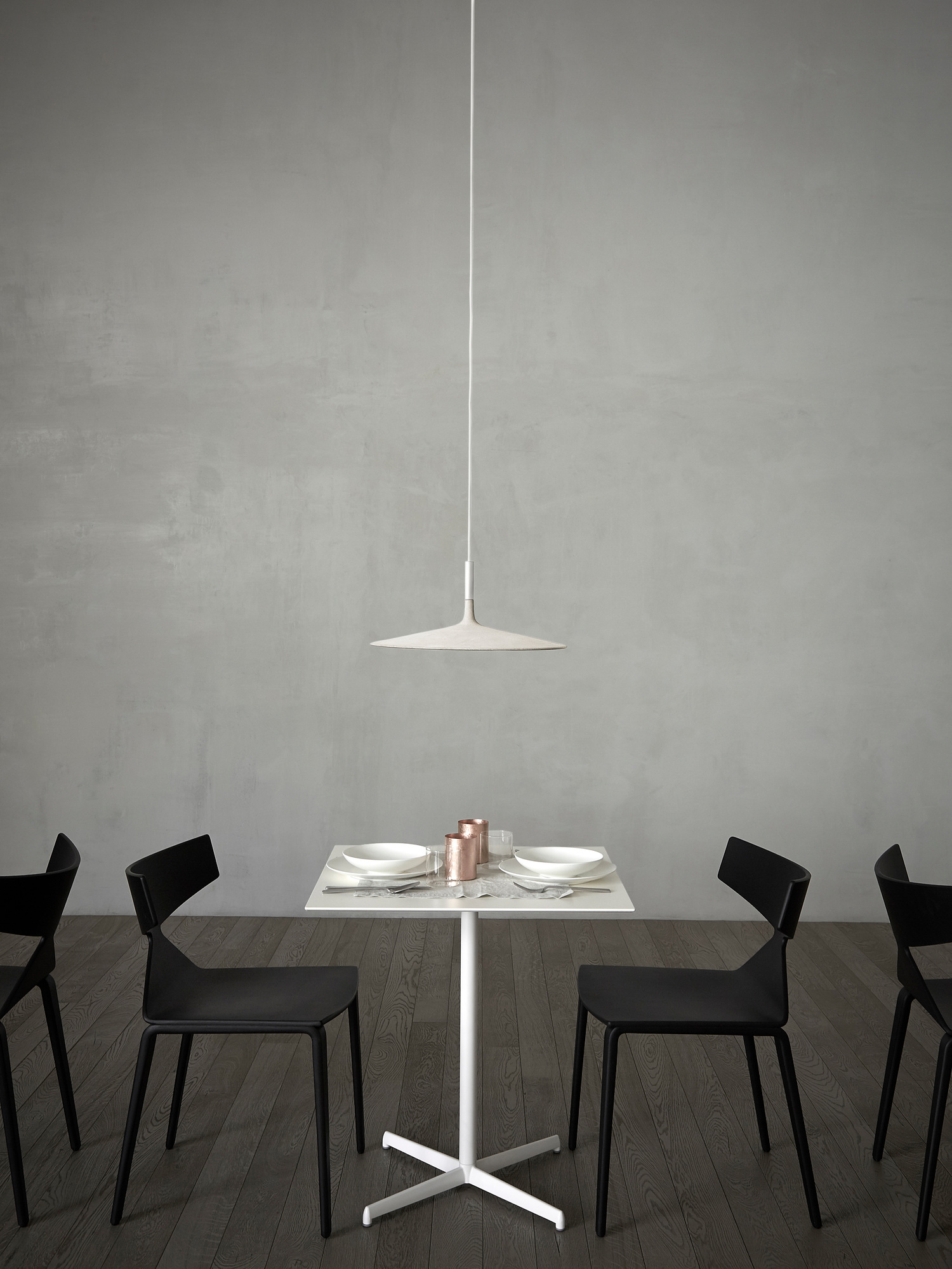 Aplomb Large LED Lampe de suspendue Foscarini Blanc