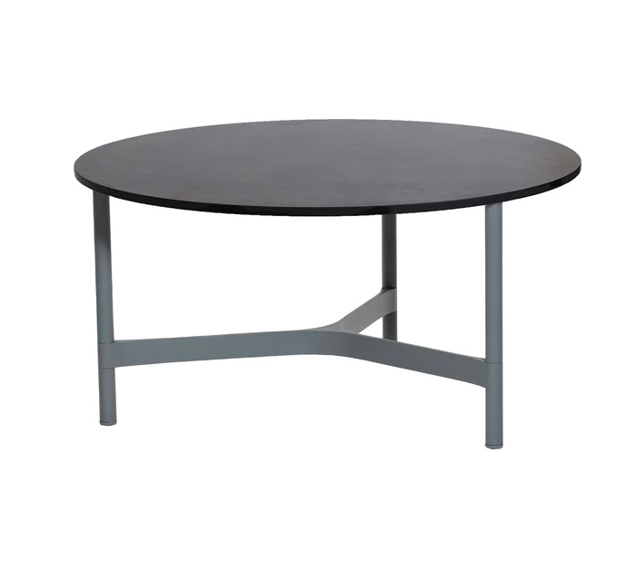 Cane-Line Twist Beistelltisch Large aus Aluminium, runder Tisch mit grauem Gestell für den Garten.