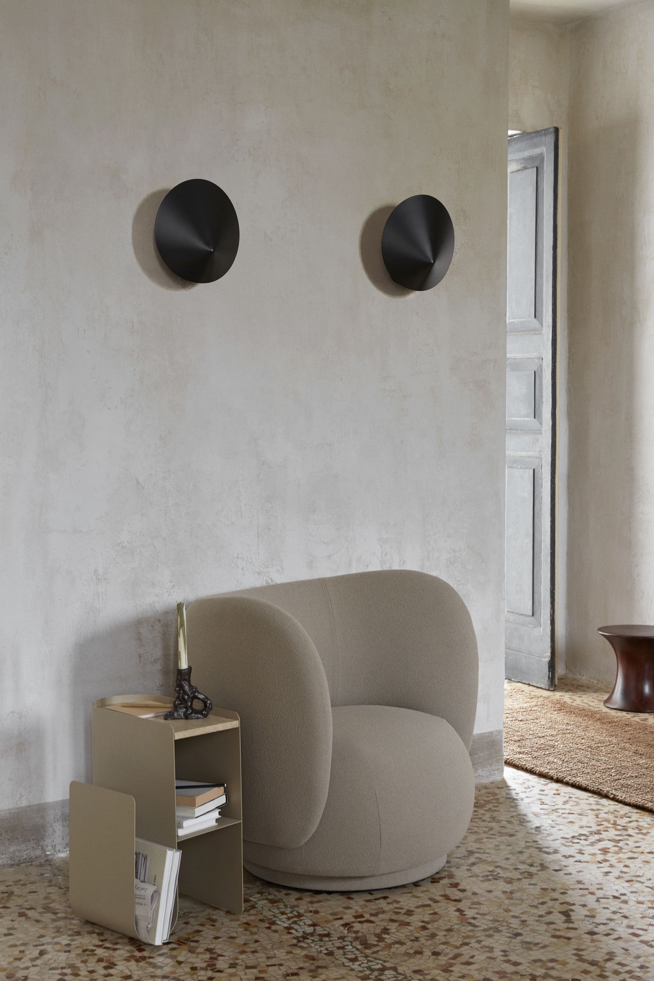 Arum applique murale noir Ferm Living