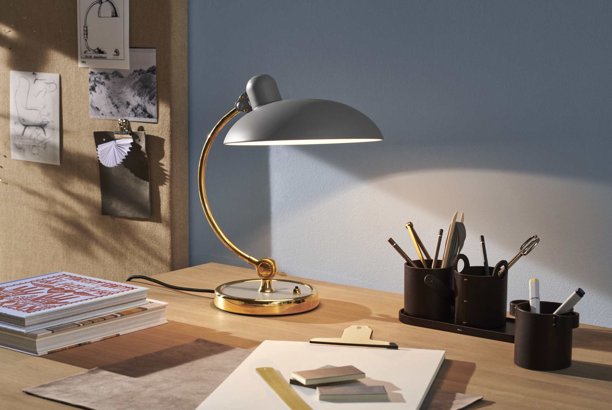 6631 T Luxus Lampe de table KAISER idell Fritz Hansen Easy grey