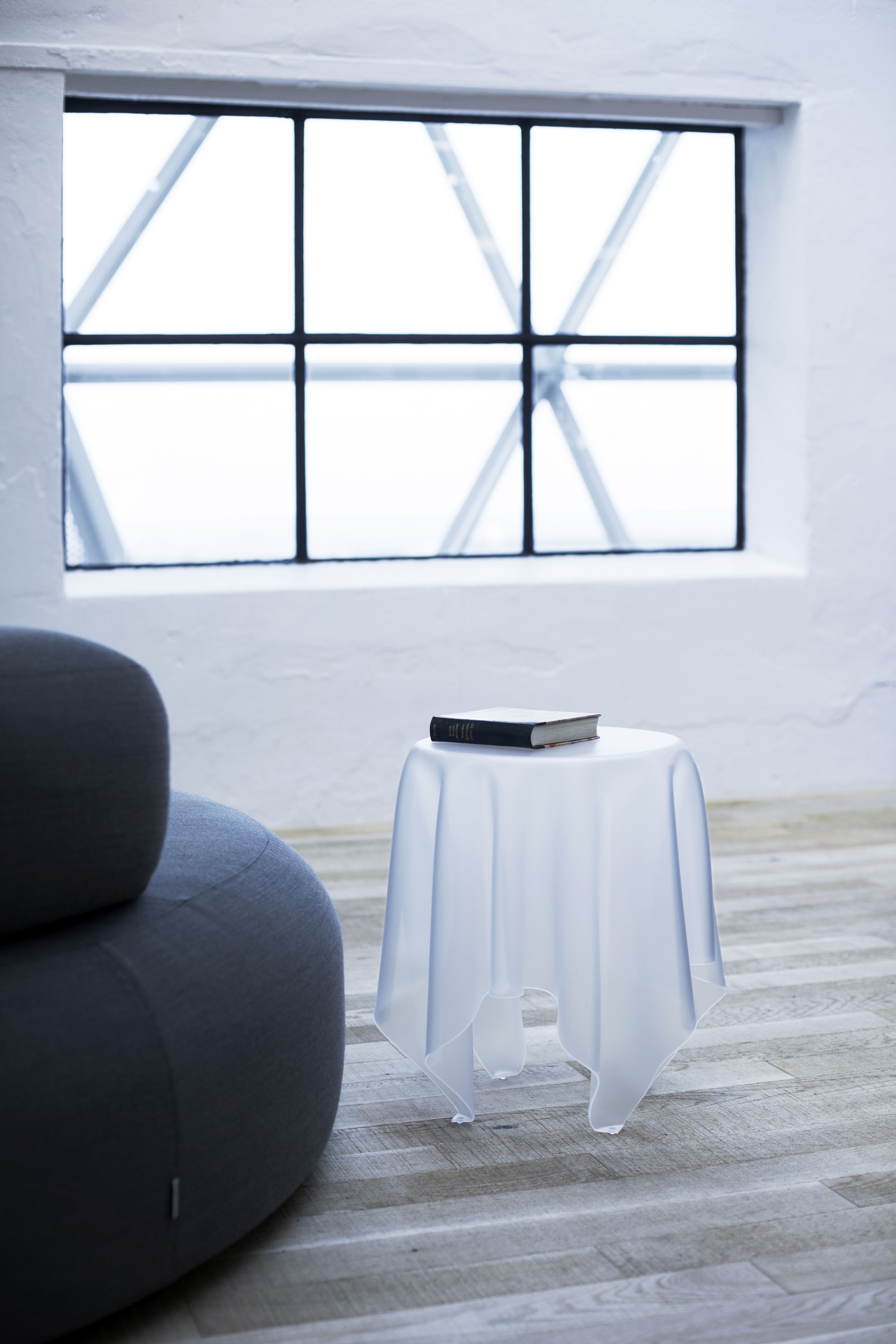 Essey Illusion Table d'appoint ice Klein & More