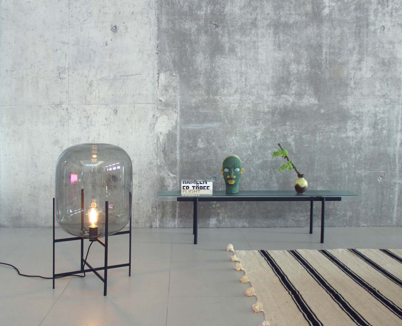 Oda Medium lampe à pied Pulpo