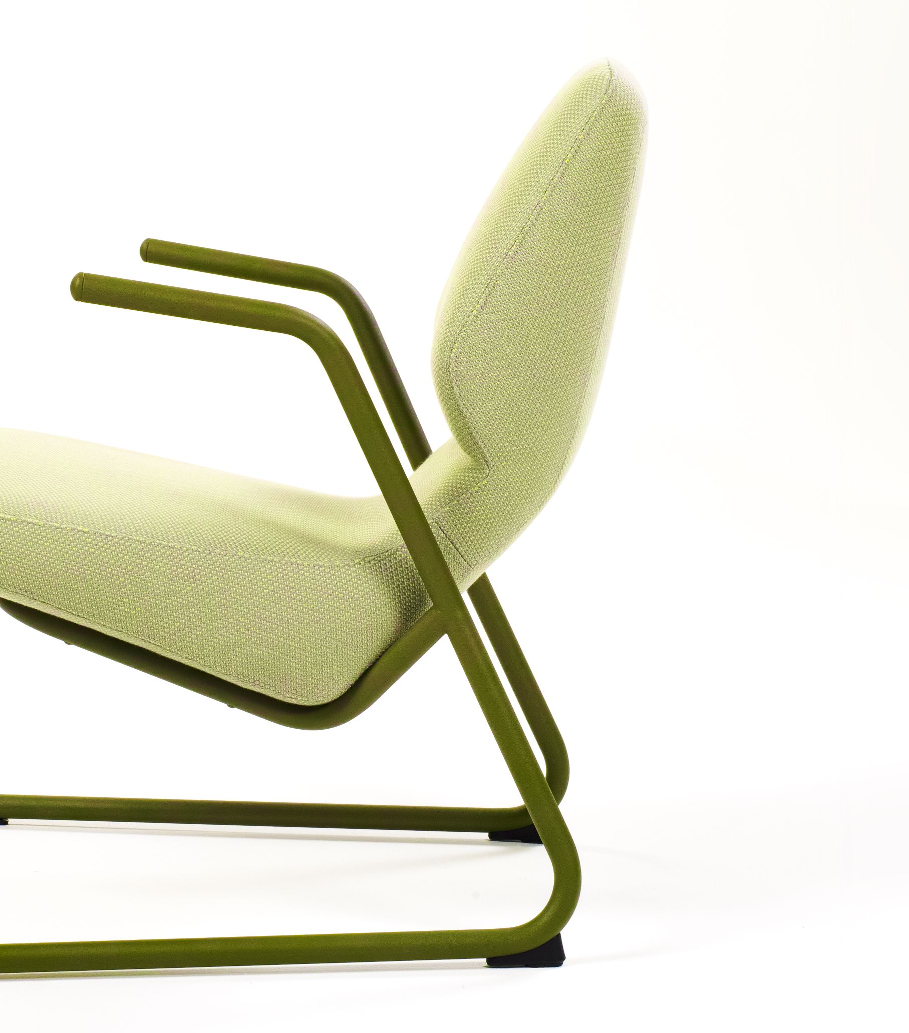 Oblique Indoor / Outdoor Fauteuil Prostoria