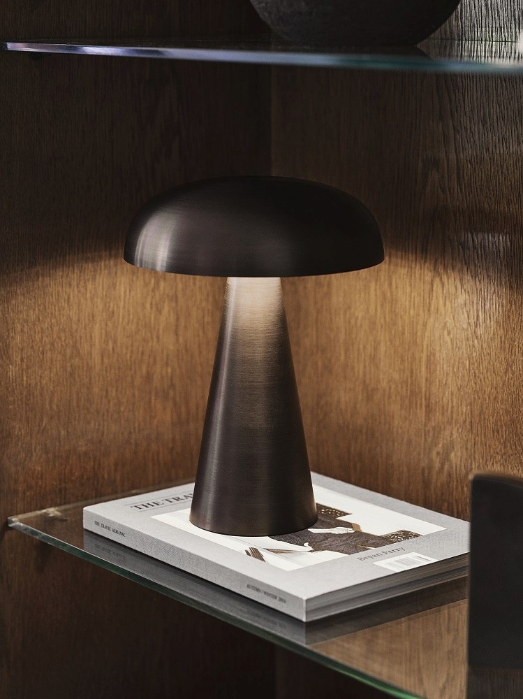 Como SC53 Portable Lampe de batterie / Lampe de table avec USB AndTradition