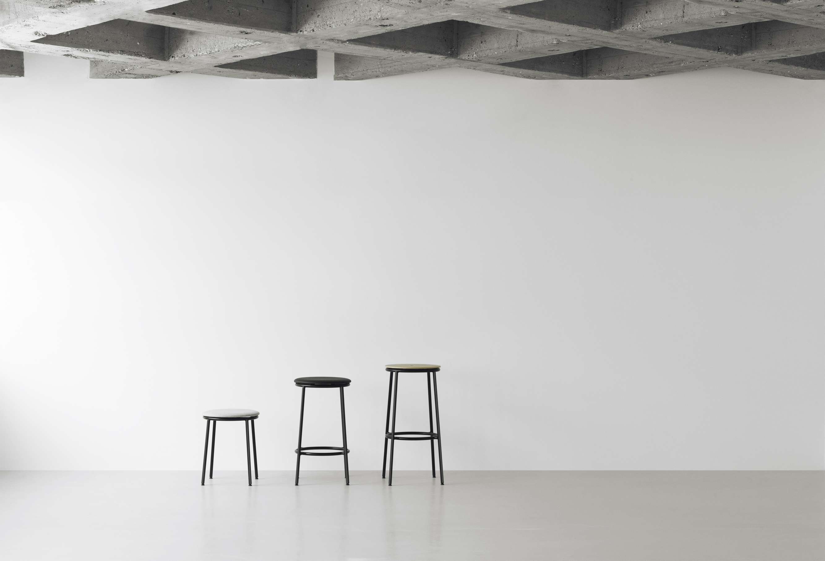 Circa Barstool H 75 cm Tabouret de bar Normann Copenhagen 