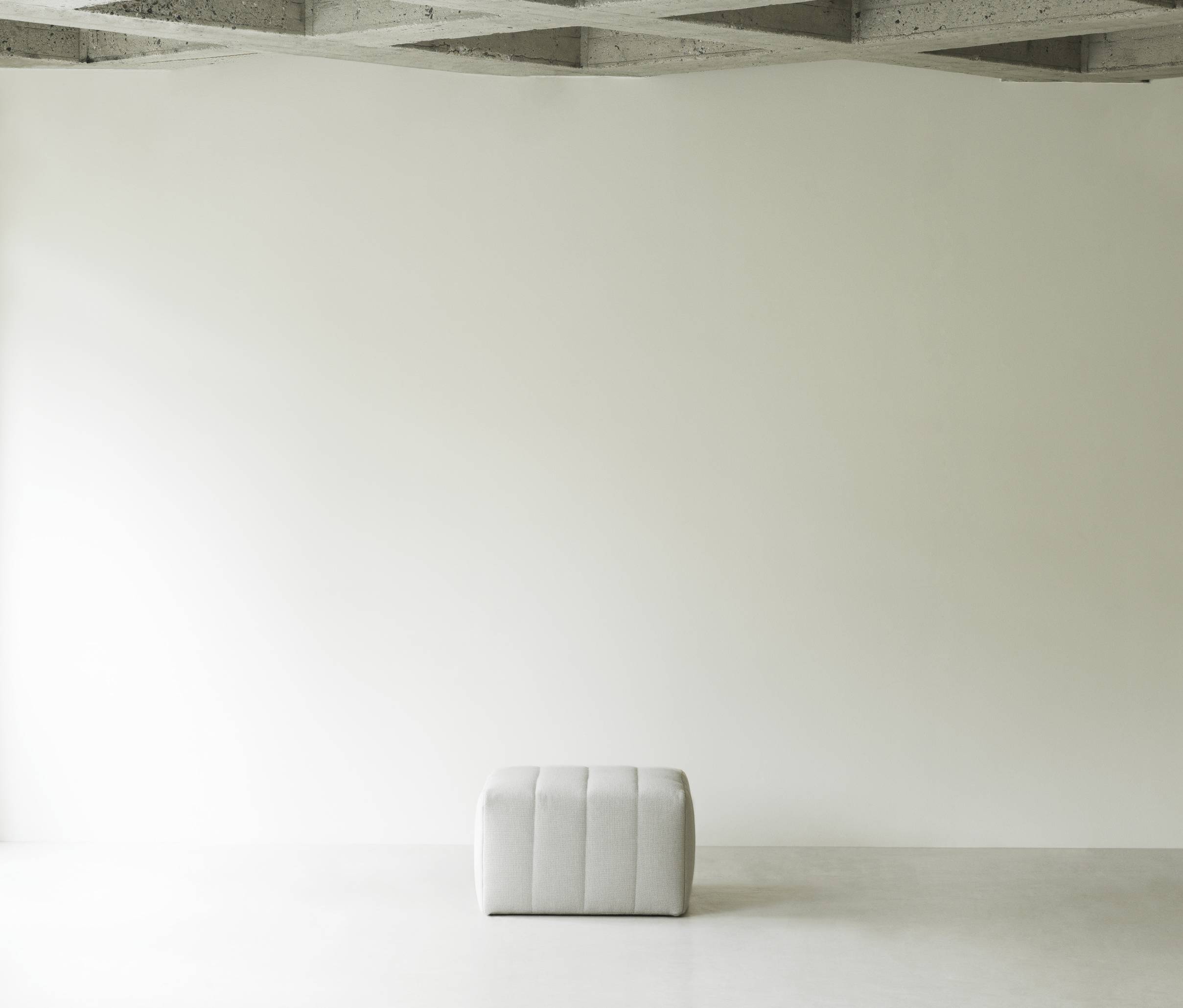 Scene Pouf Small Tabouret Normann Copenhagen