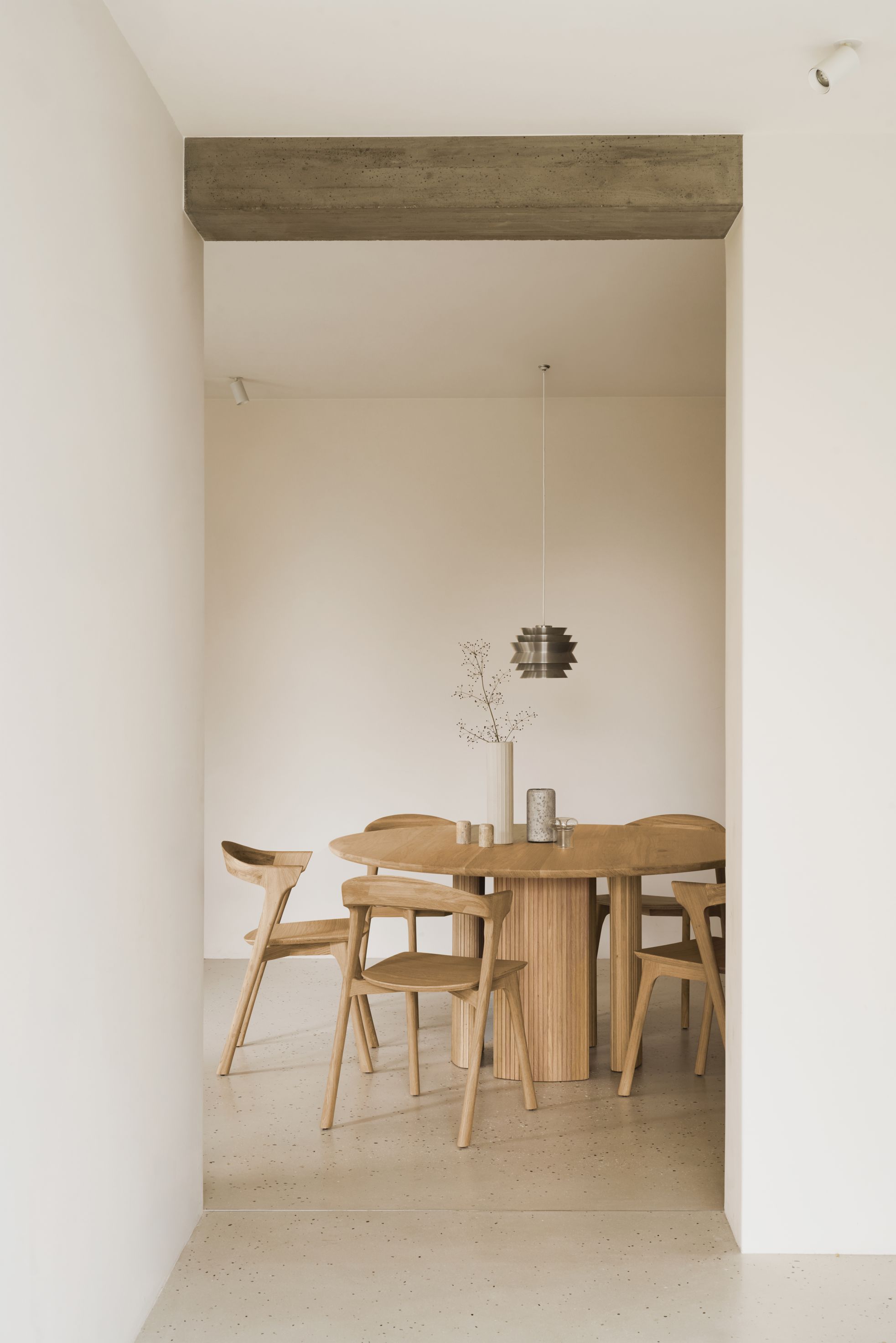 Roller Max table Ø150cm Ethnicraft