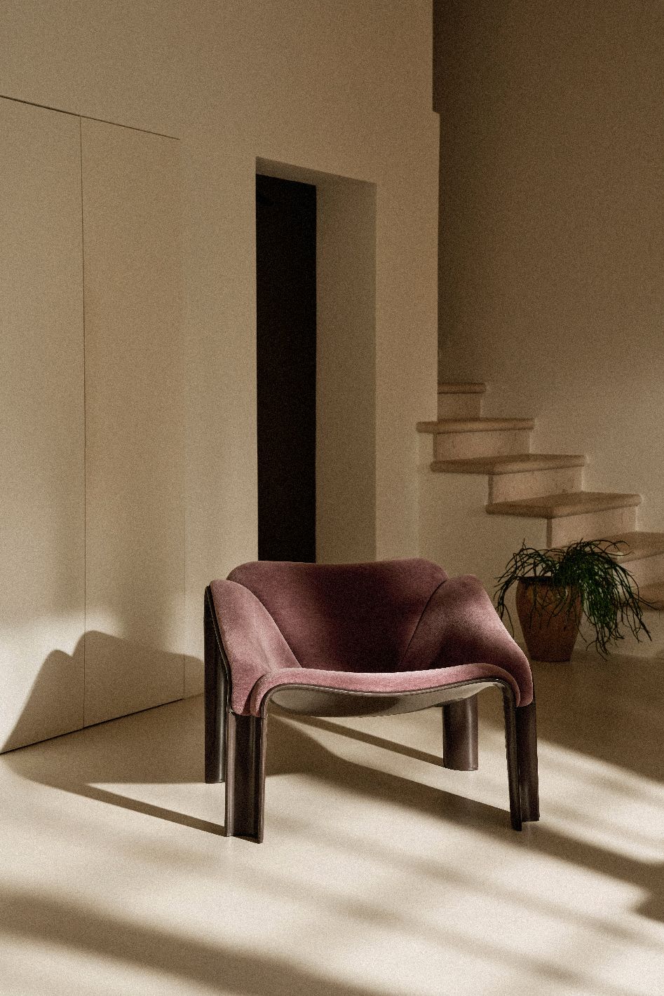 F300 Fauteuil lounge Gubi