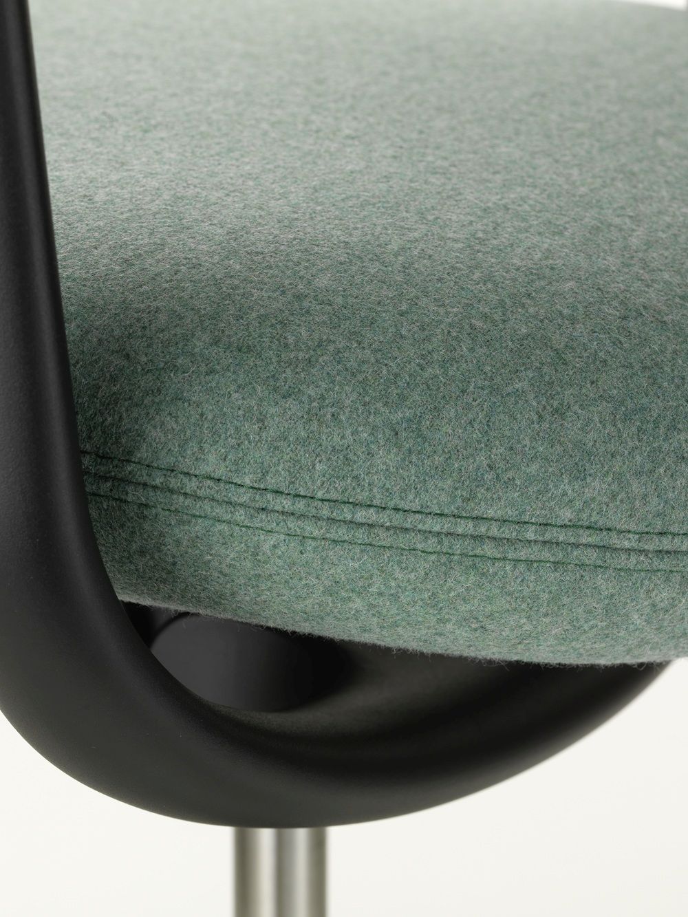 Mynt Soft Fauteuil pivotant Vitra