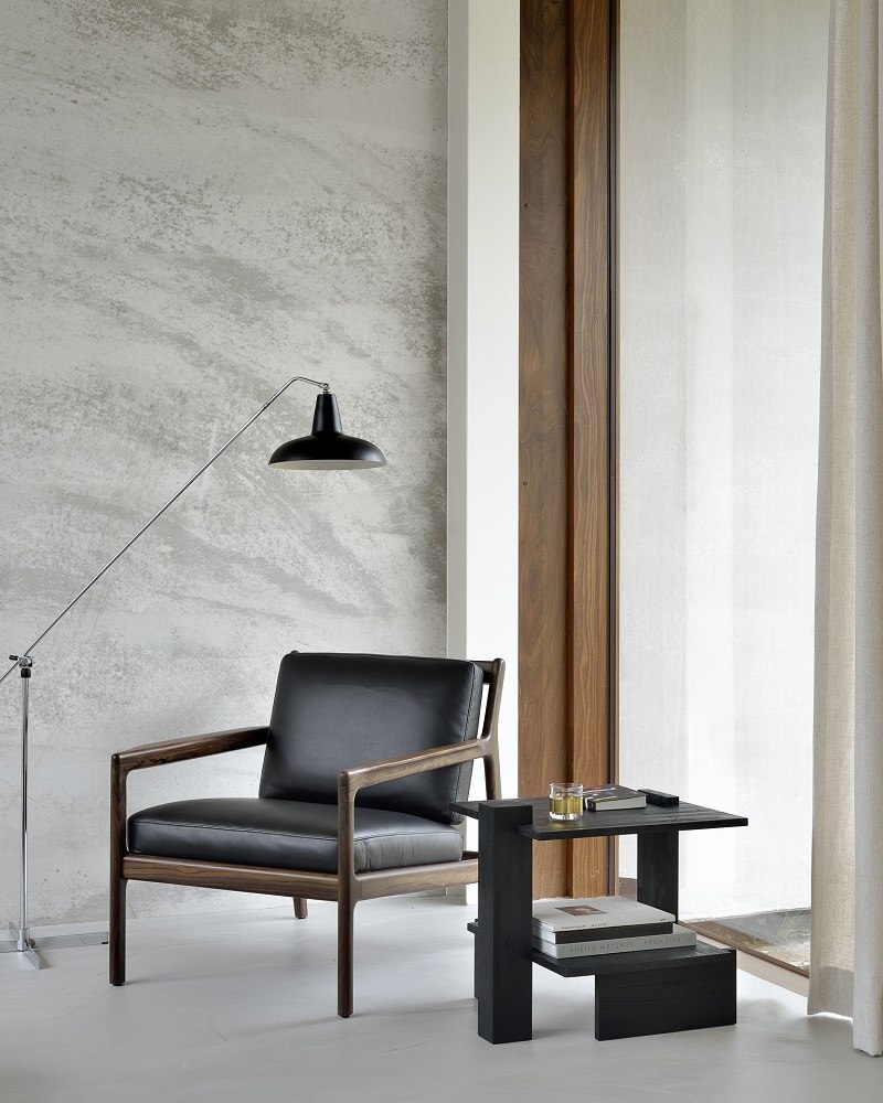 Teak Abstract Side table Table d'appoint Noir Ethnicraft