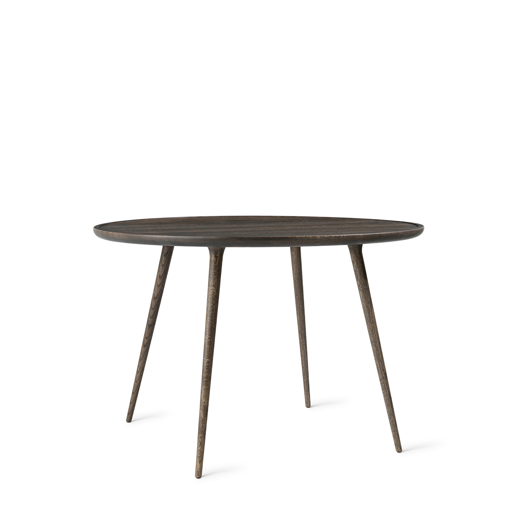 Accent Dining Table chene Sirka gris Mater Runder Esstisch aus Eiche Sirka grau von Mater mit drei Beinen.
