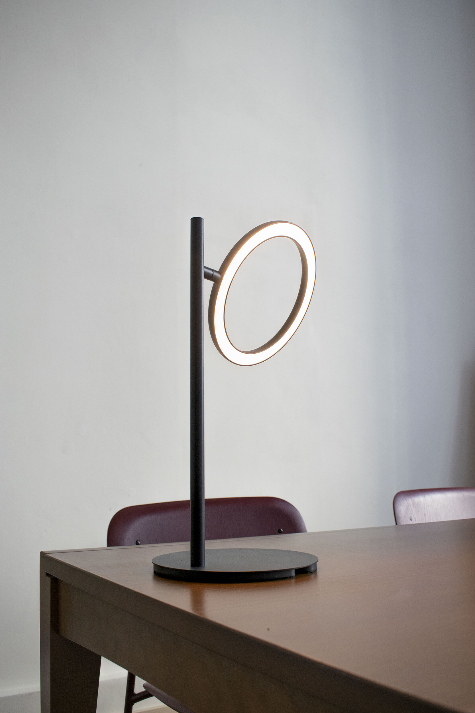 Echo Small Lampe de table portable / lampe à batterie Japth