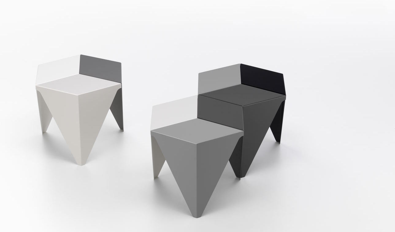 Table d'appoint Prismatic Table, design géométrique, Vitra