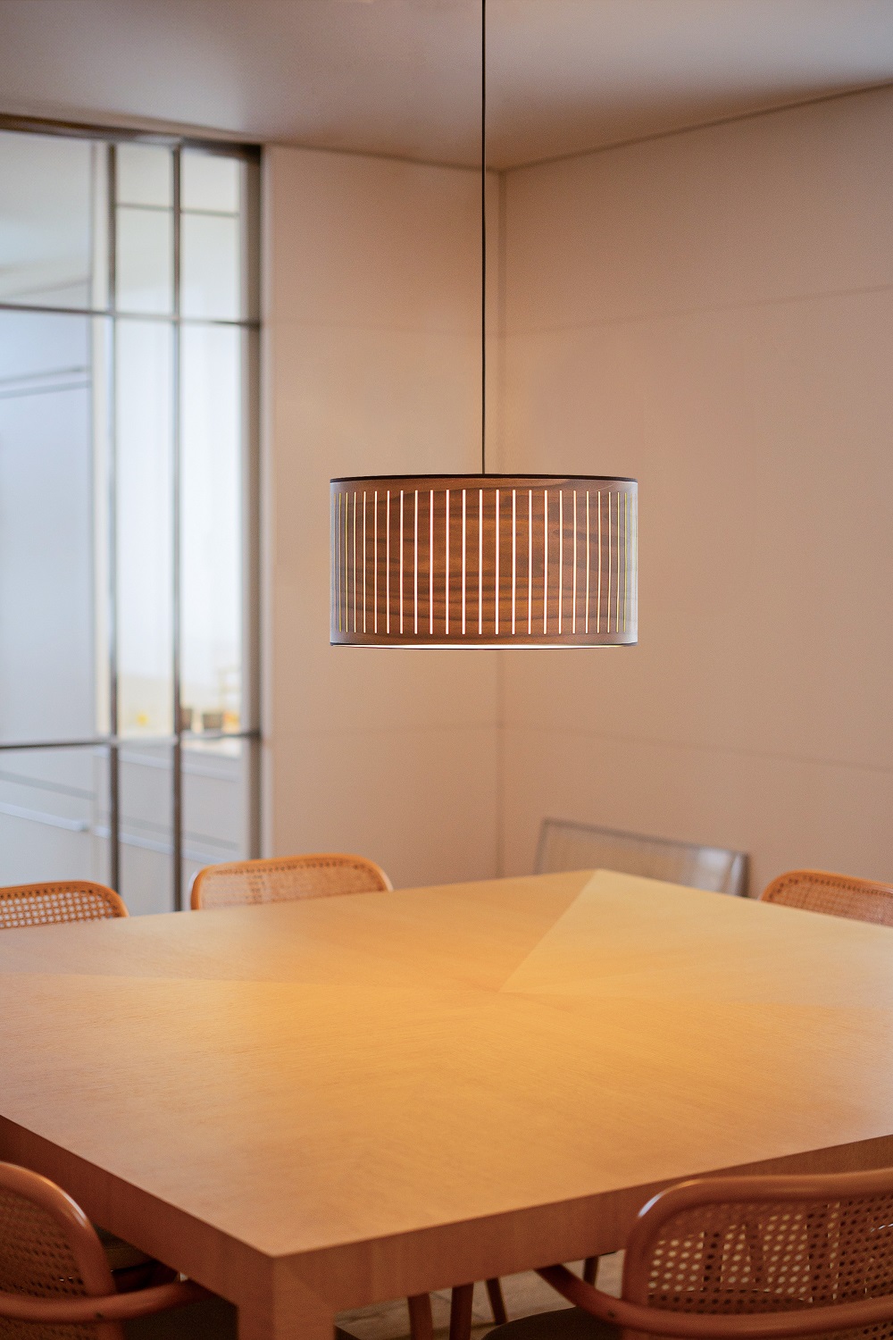 Autumn Pendant lamp Lampe à suspendre nomon