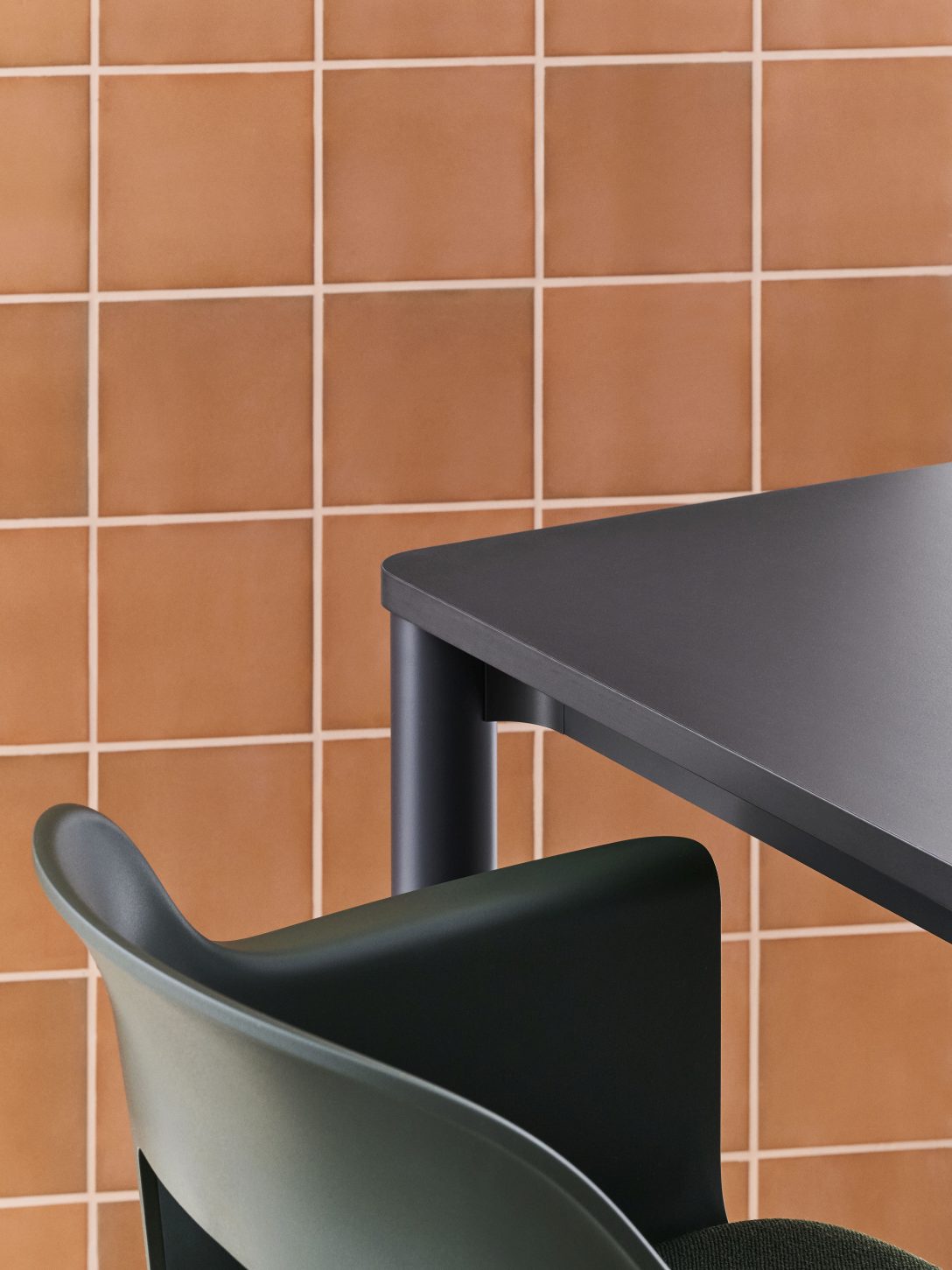 Annex Table Flush Table à manger Hay  