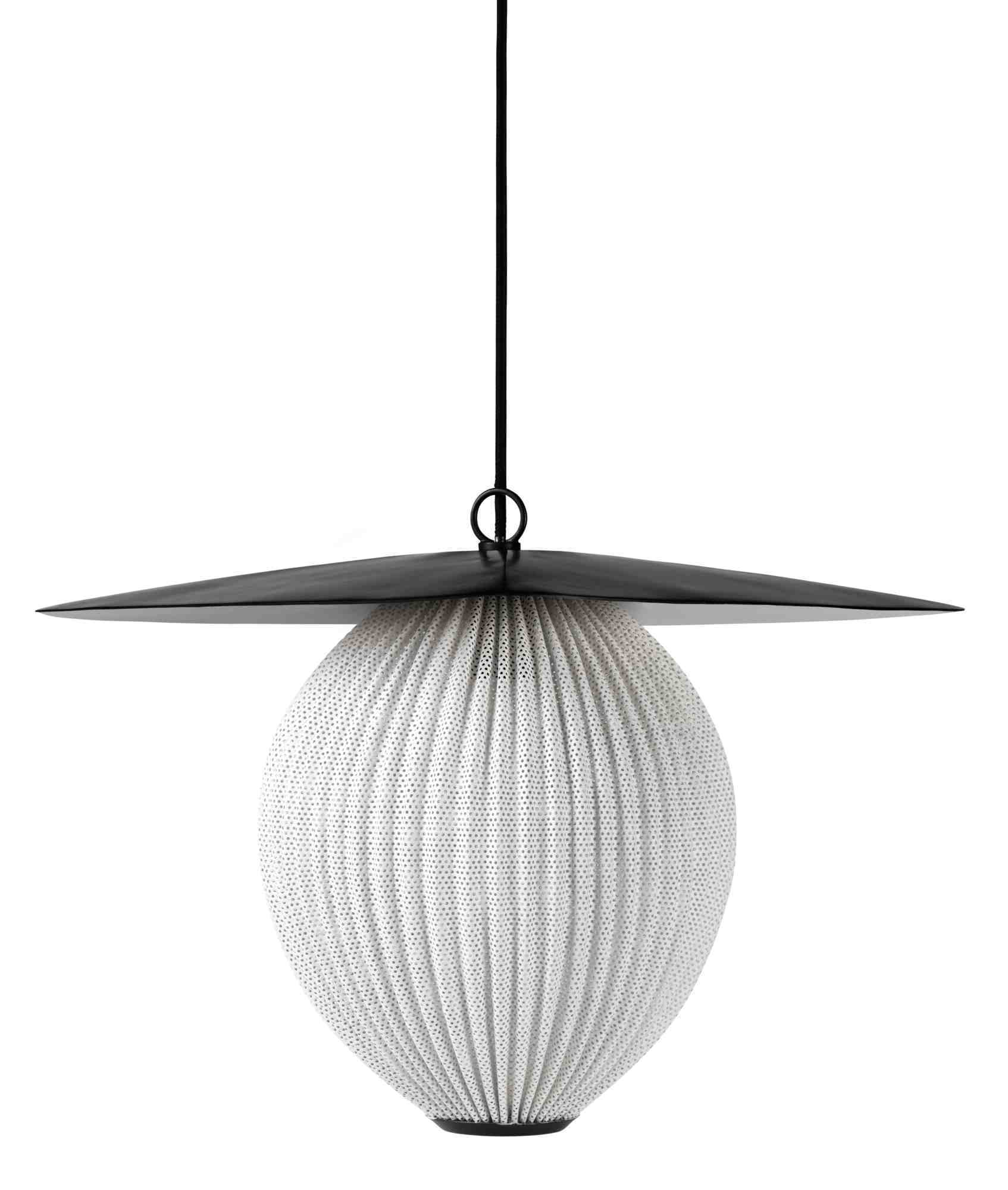 Luminaire à suspension Satellite Pendant Lamp M créme Gubi