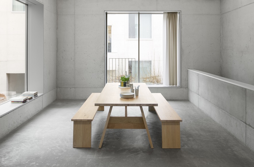 DC01 Fayland table chêne huilé e15