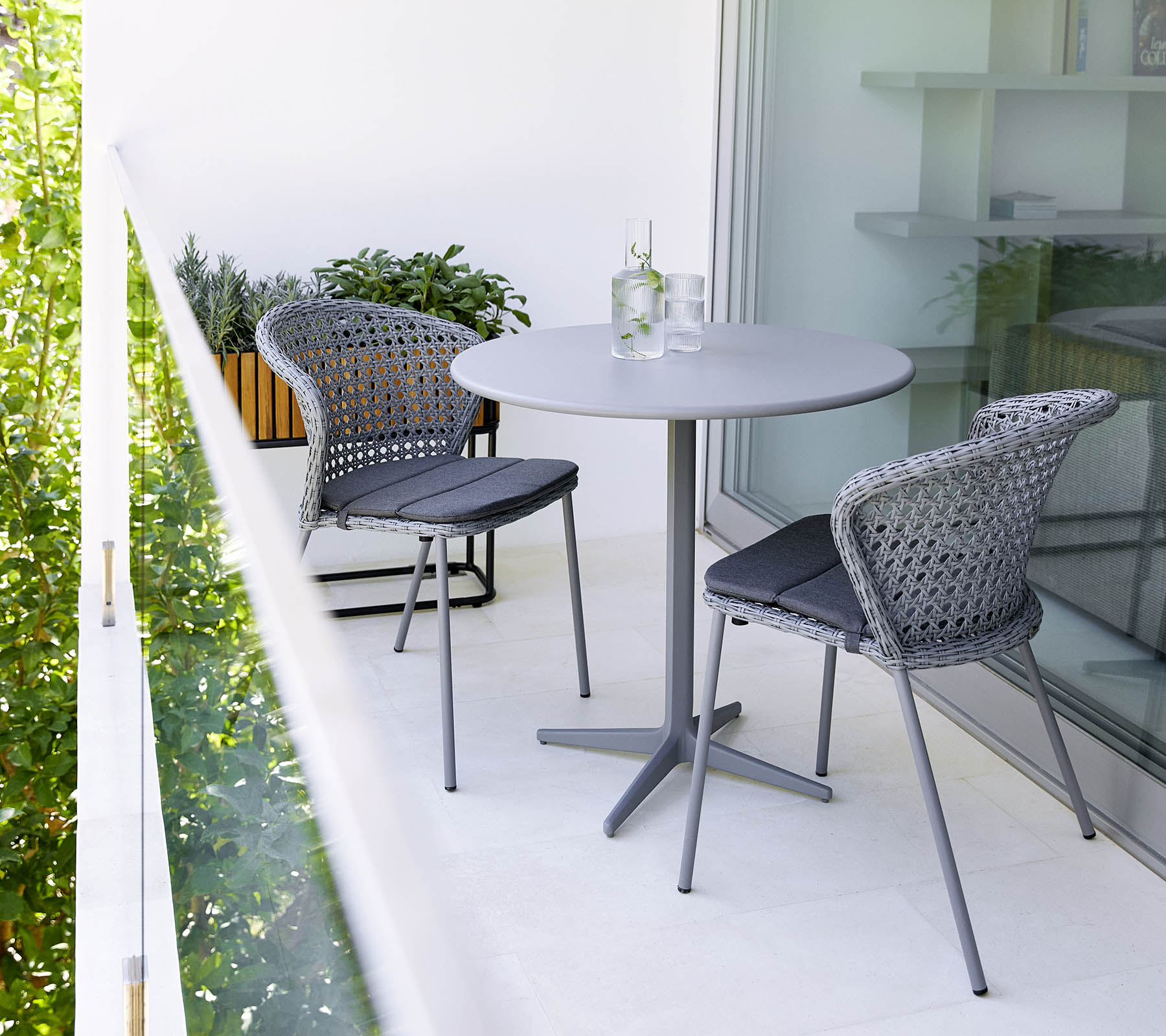 Lean Chaise French Wave Cane-Line