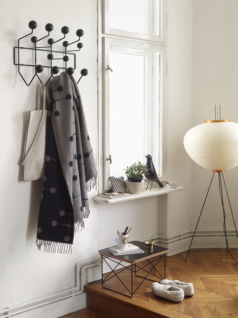 Eames Hang it all Porte-manteau frêne noir Vitra NOUVELLE VERSION