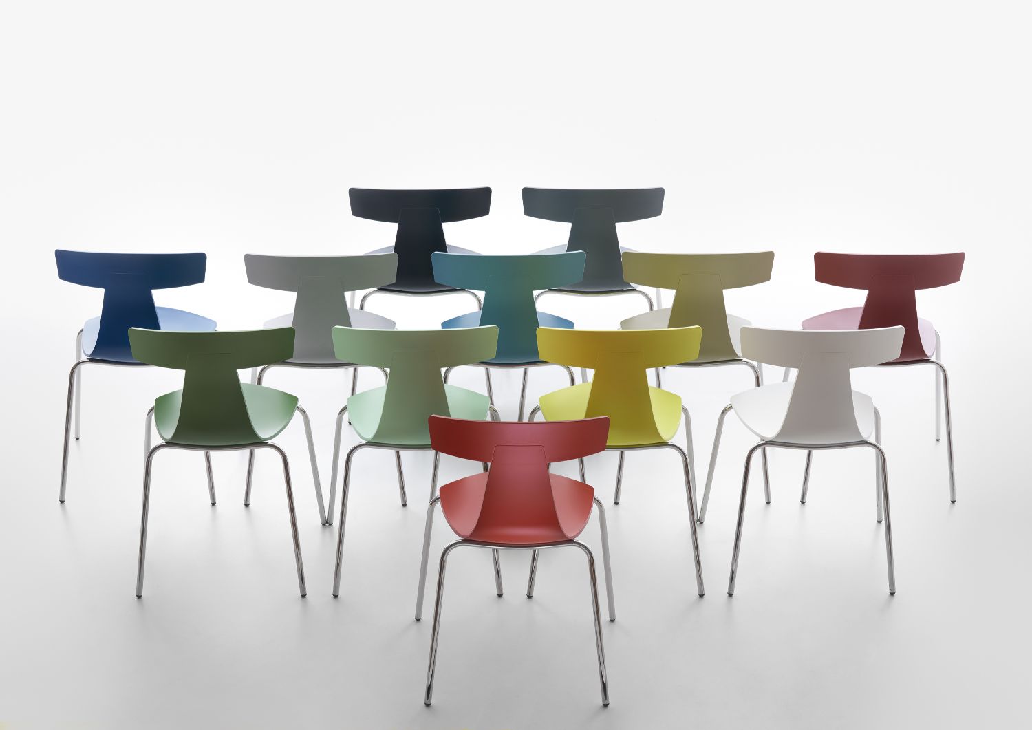 Remo Plastic Chair chaise en plastique Plank