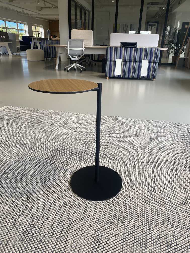 Bond Side Laptop Table Table d'appoint Cascando