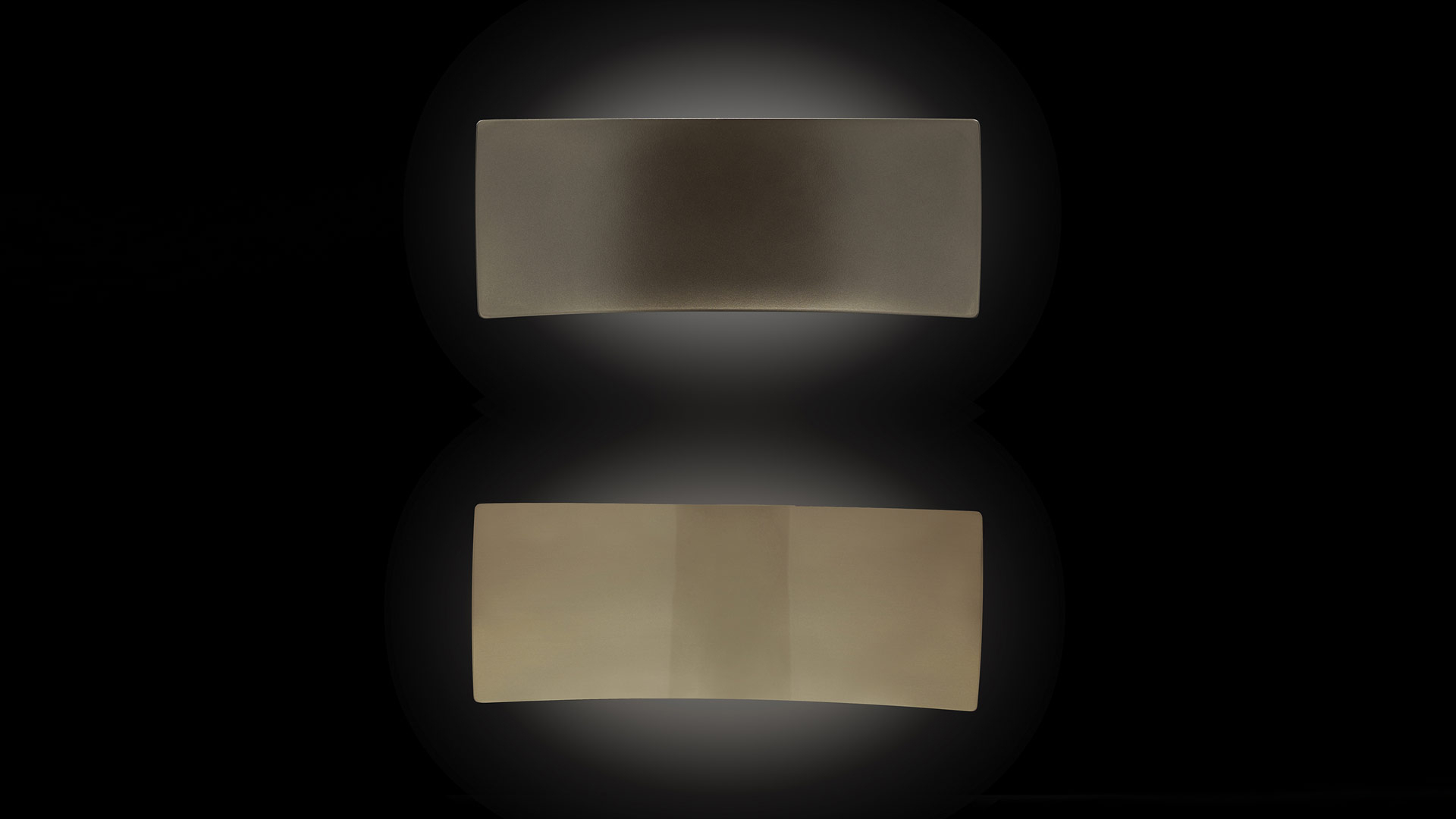 Lens Applique Oluce