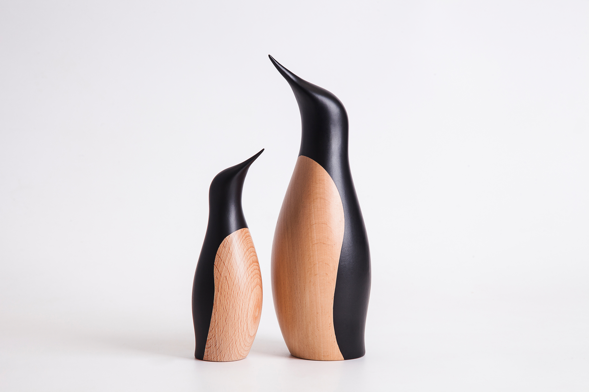 Grand pingouin figure en bois Architectmade PIÈCE UNIQUE